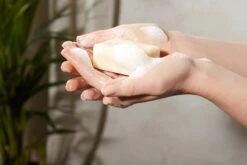 Christophe Robin Hydrating Shampoo Bar With Aloe Vera -Kérastase Boutique christophe robin hydrating shampoo bar with aloe vera barre de shampoing pour cheveux secs et sensibilises 2