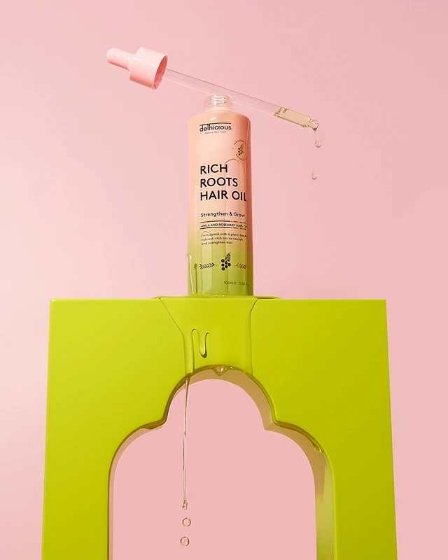 Delhicious RICH ROOTS AMLA & ROSEMARY HAIR OIL 2 Delhicious RICH ROOTS AMLA & ROSEMARY HAIR OIL – Image 2