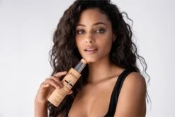 Kérastase Curl Manifesto Gelée Curl Contour 9 Kérastase Curl Manifesto Gelée Curl Contour -Kérastase Boutique kerastase curl manifesto gelee curl contour gel creme pour cheveux boucles et frise 4