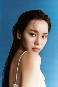 La'dor Perfect Hair Fill-Up 8 La'dor Perfect Hair Fill-Up -Kérastase Boutique lador perfect hair fill up soin concentre intense pour cheveux abimes et fragiles 3