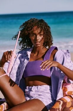 Mermade The Style Wand 7 Mermade The Style Wand -Kérastase Boutique mermade the style wand fer a boucler conique pour cheveux 2