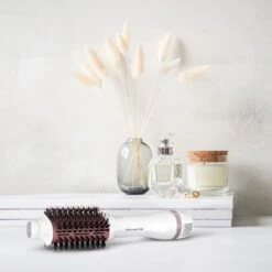 Rowenta Air Brush Volumiser CF6135F0 7 Rowenta Air Brush Volumiser CF6135F0 -Kérastase Boutique rowenta air brush volumiser cf6135f0 brosse a air chaud 3